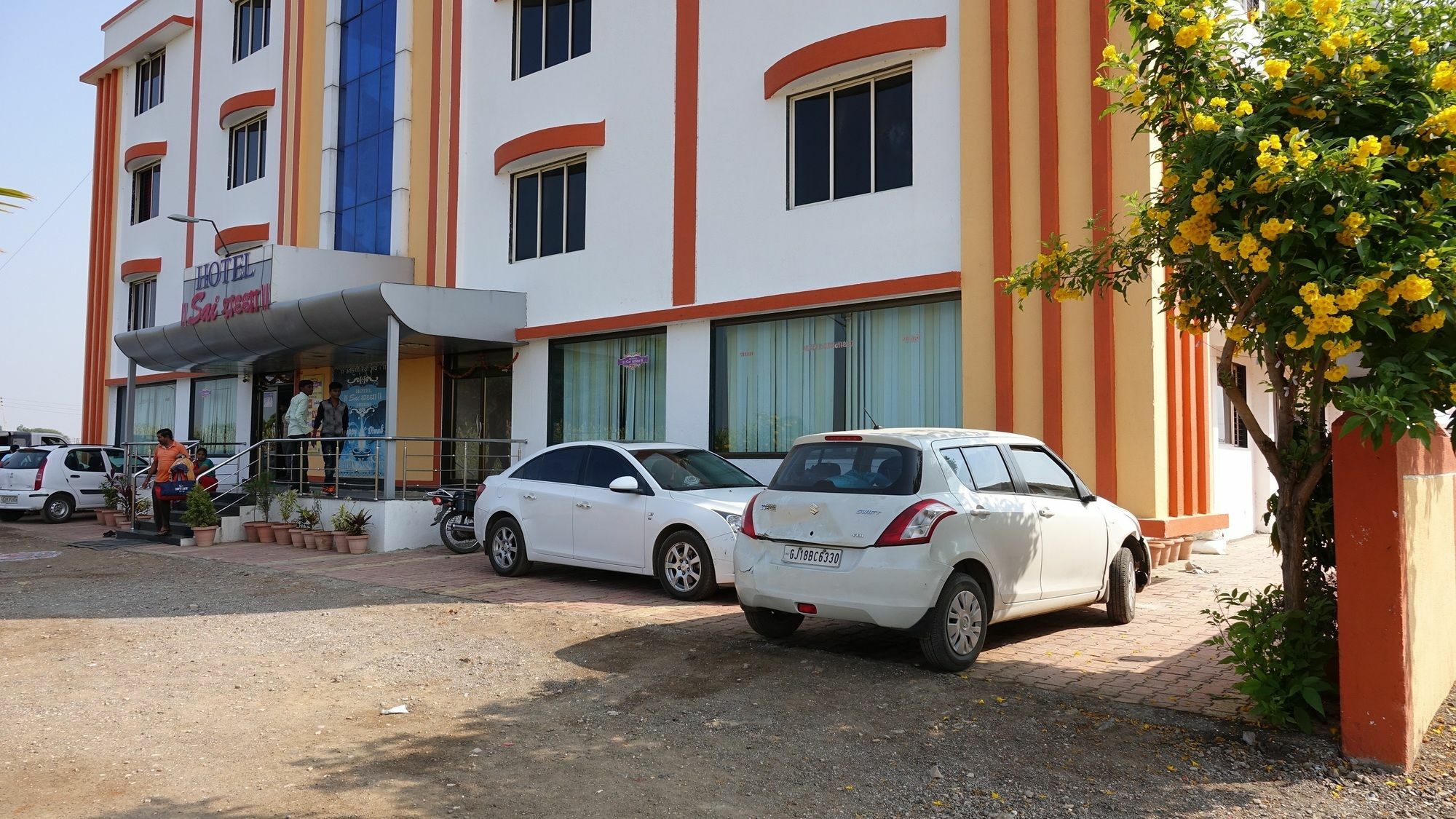 Hotel Sai Shraddha Shirdi Eksteriør bilde